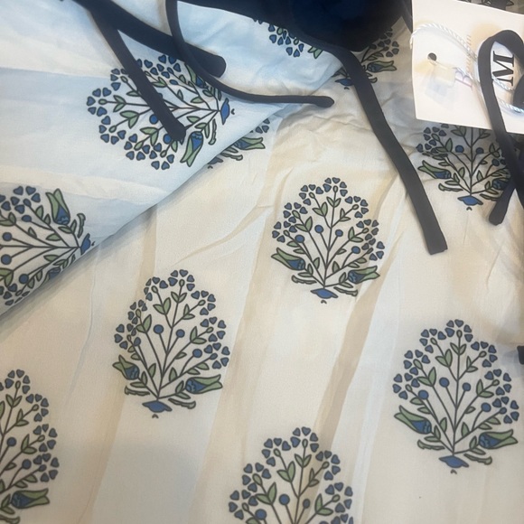 Embroidered flowers hearts sun stars Navy Jacket - Picture 3 of 3